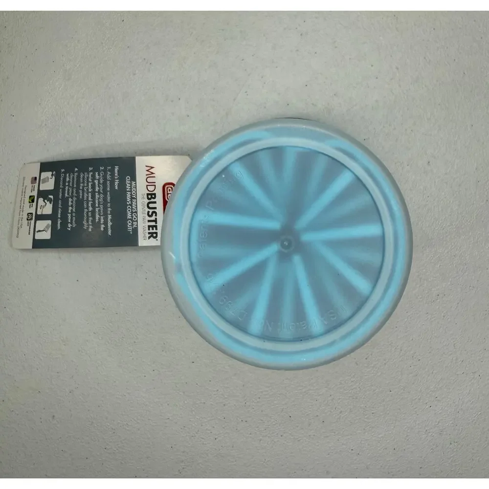 Dexas MudBuster Portable Dog Paw Washer/ Paw Cleaner Blue Medium